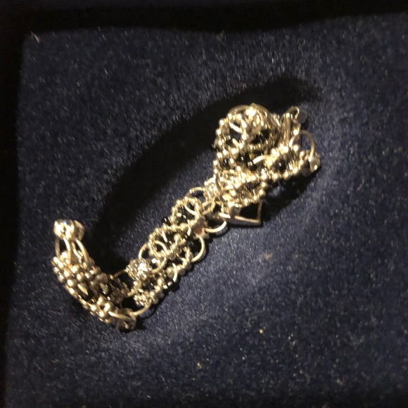 Swarovski tennis bracelet with black beading - Picture 3 of 3